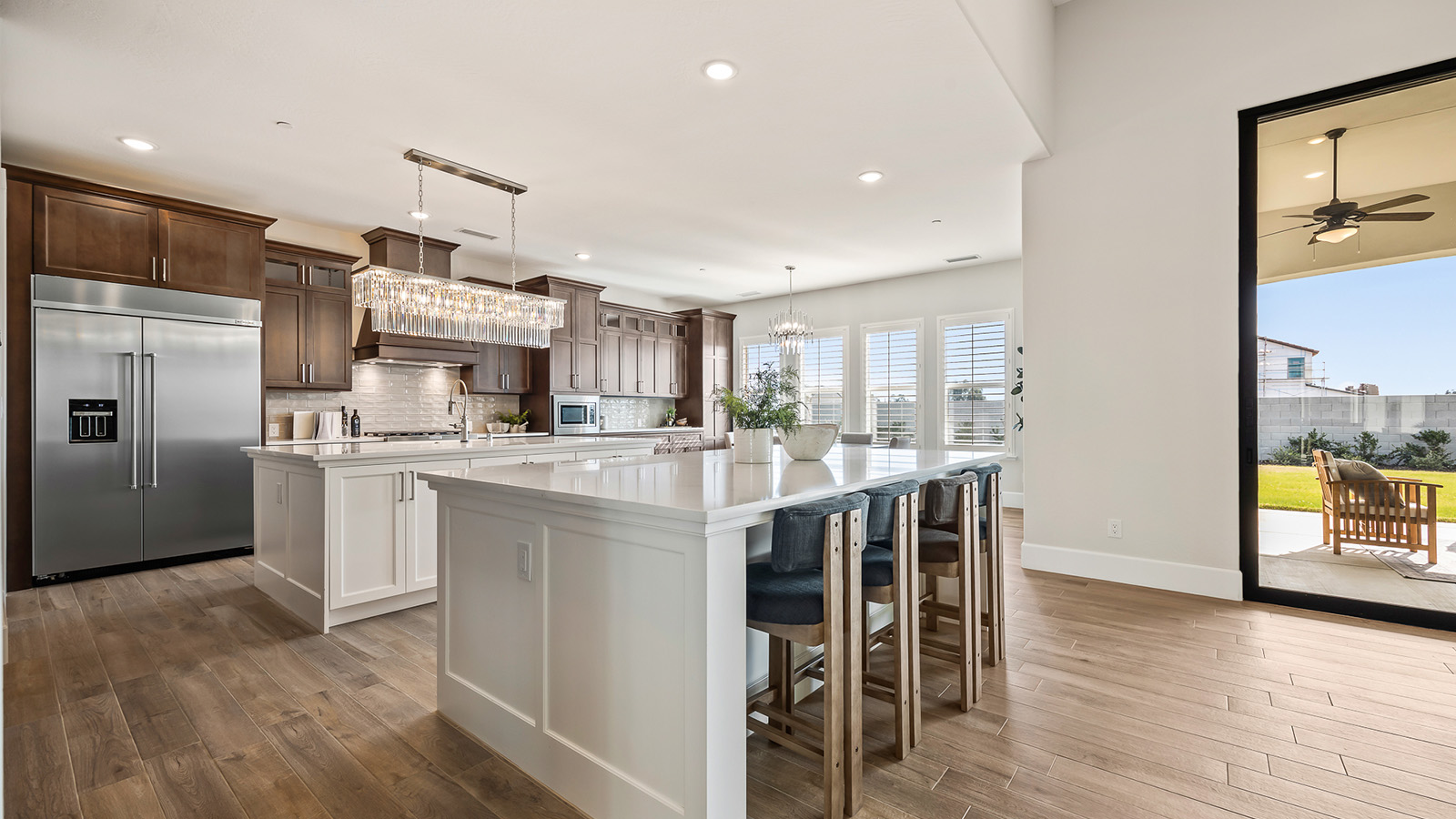 6389_lot40_kitchen01