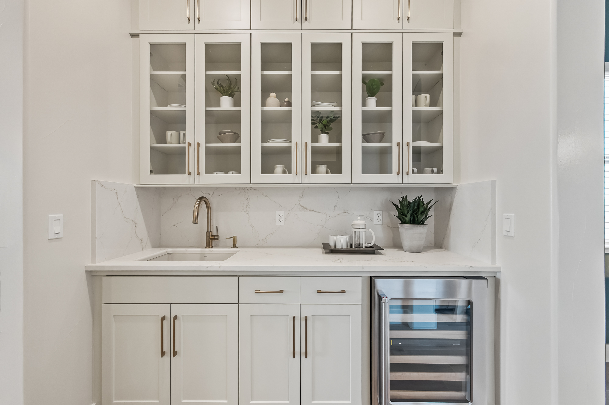 close up of butlers pantry counter top