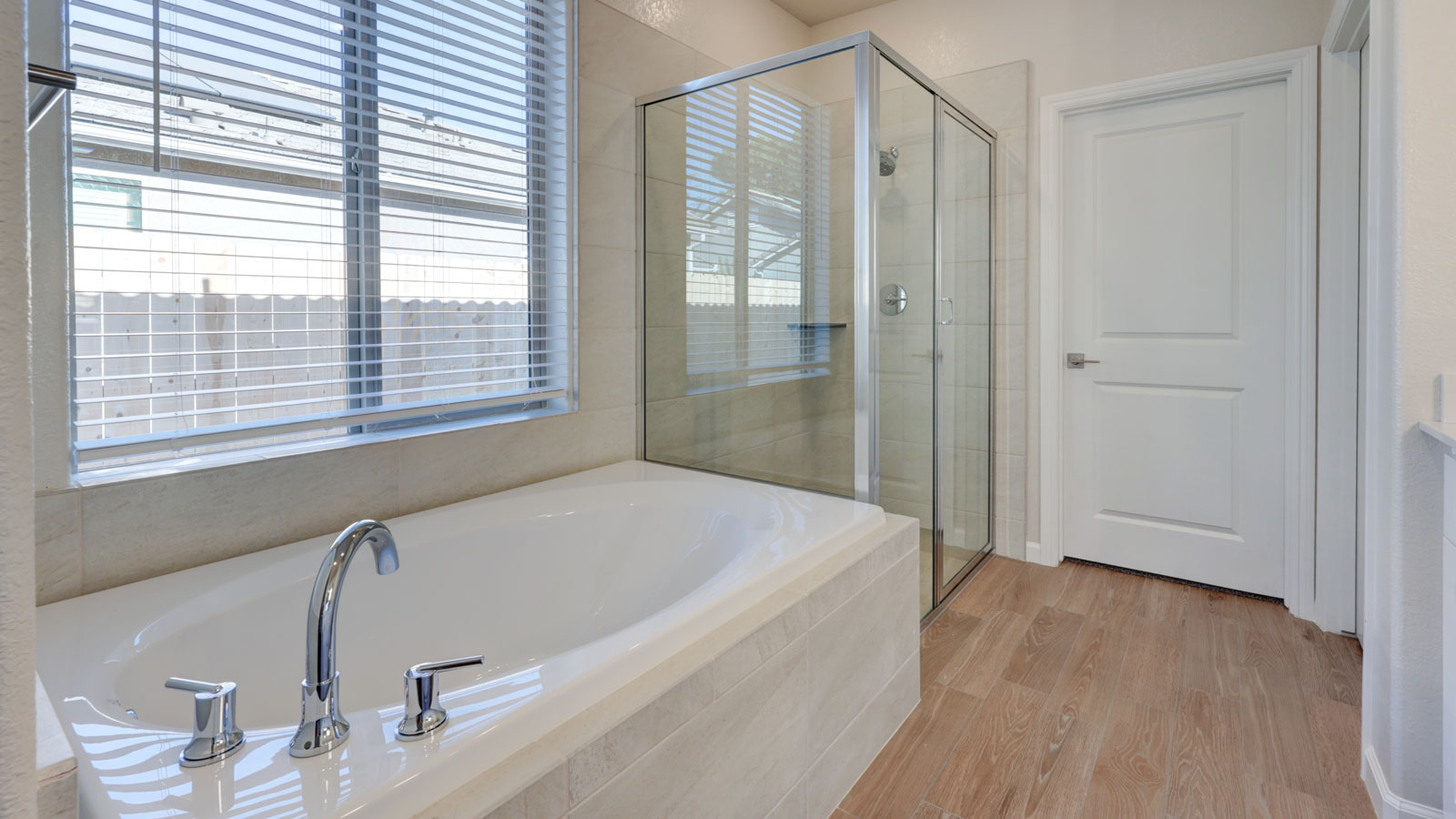 Owner bath tub and shower