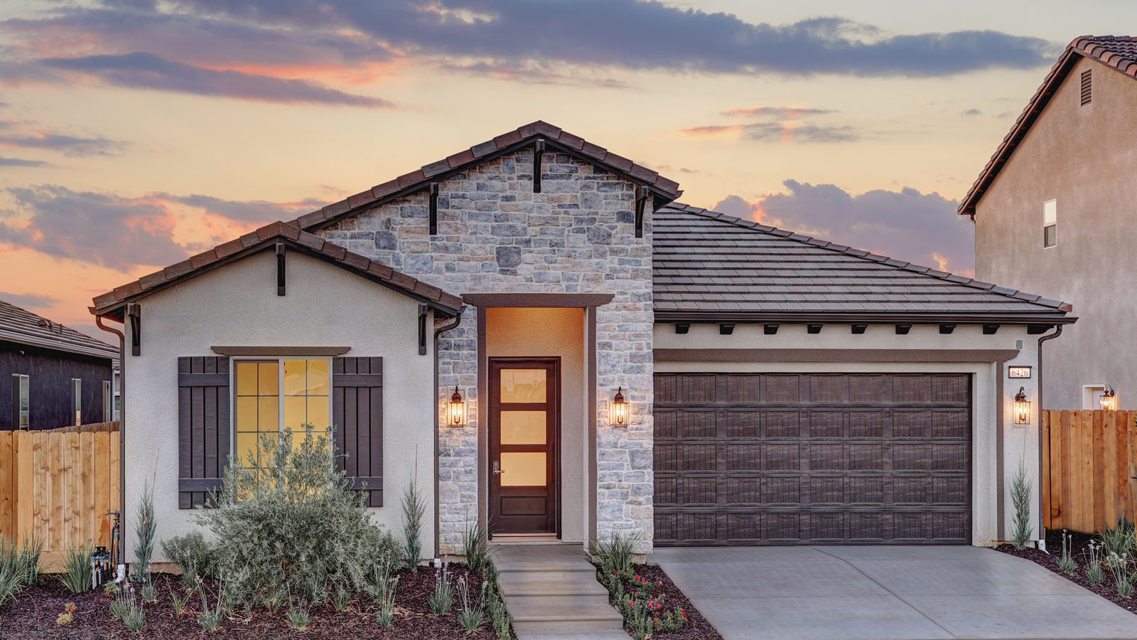 annie_tuscan_right_1600x900