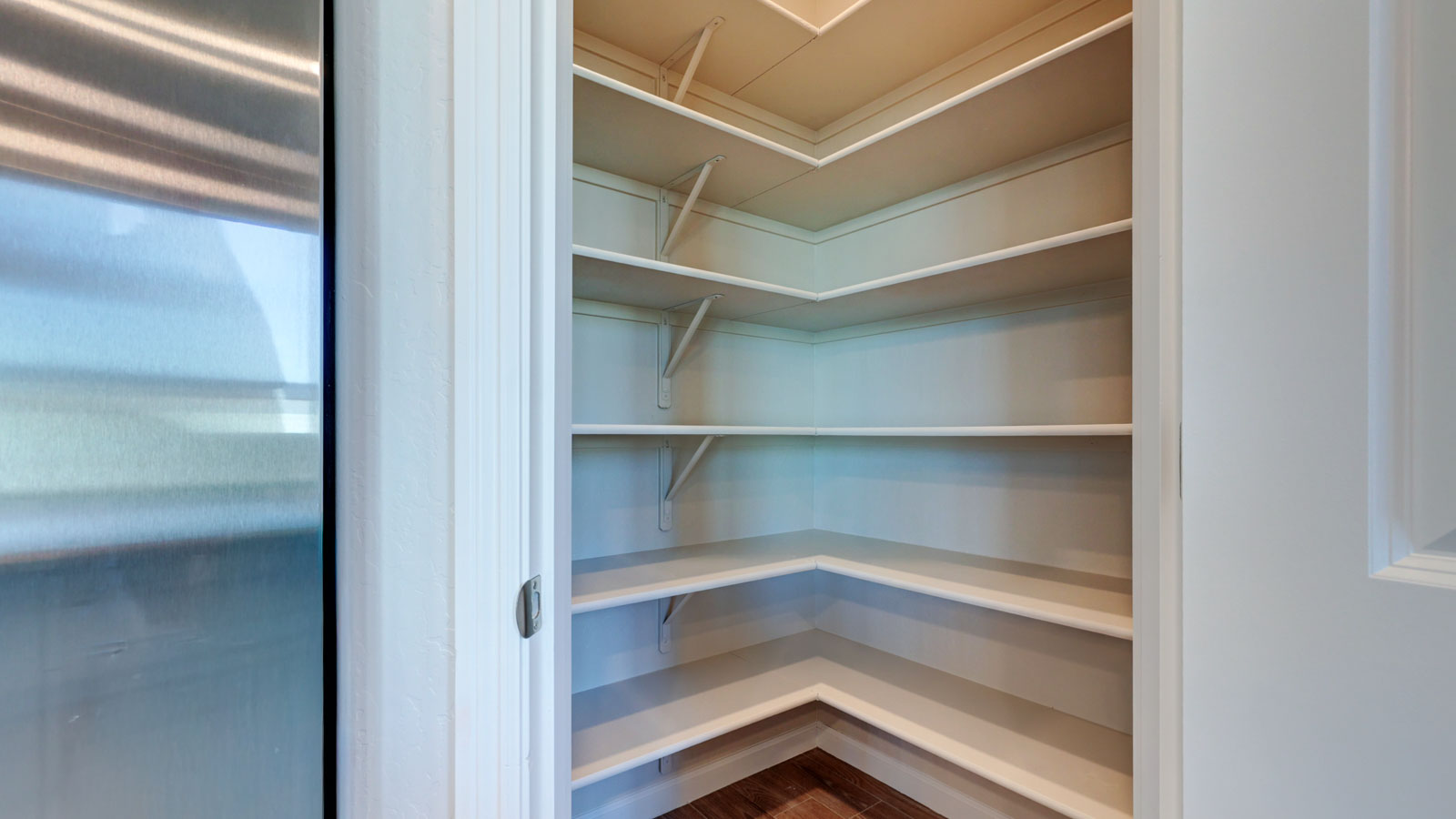 Walk-in Pantry