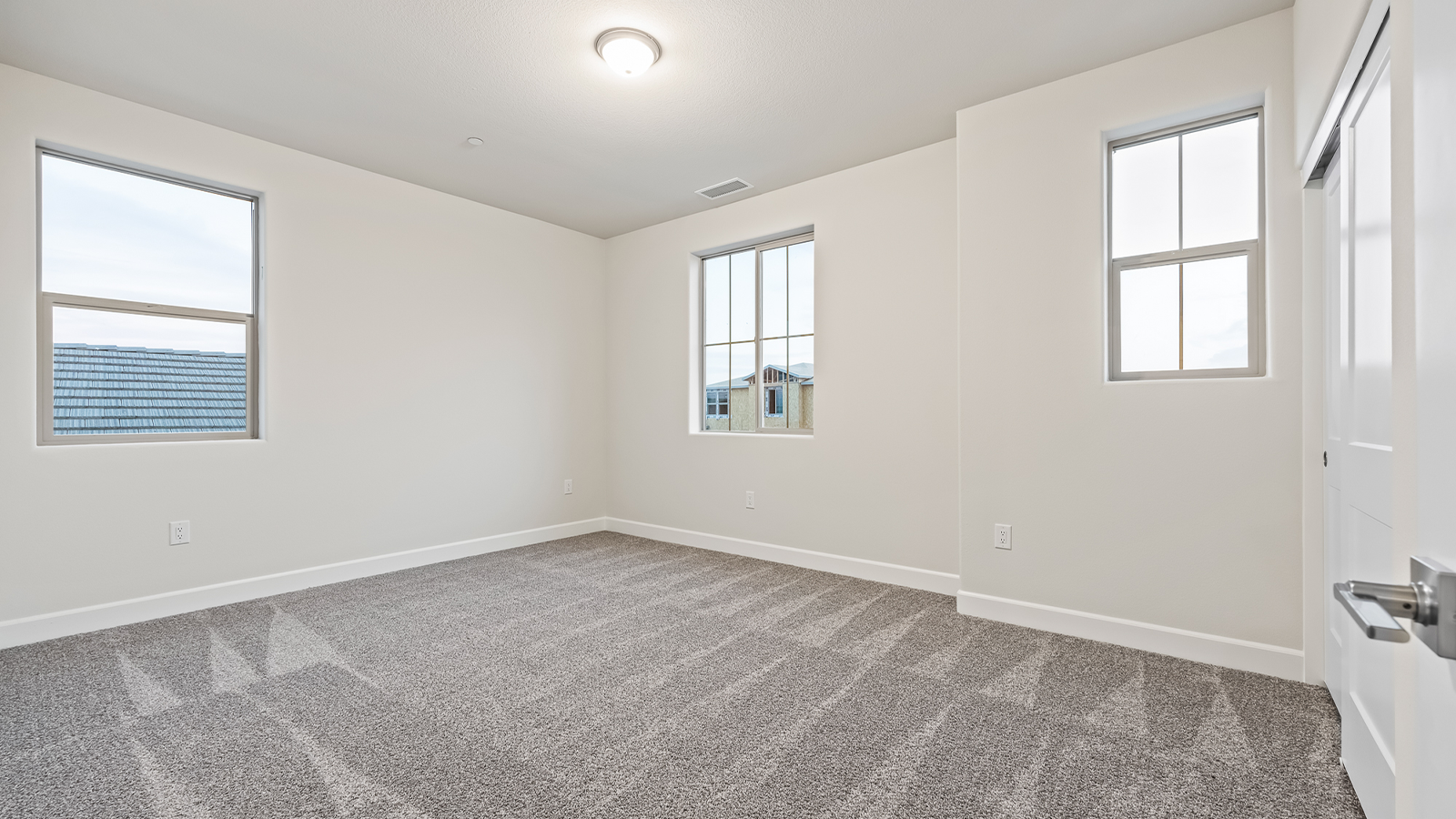 Wide angle of bedroom 4